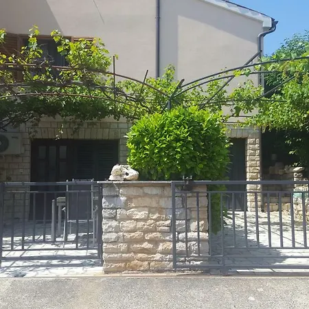 Igor Apartment Vrsar
